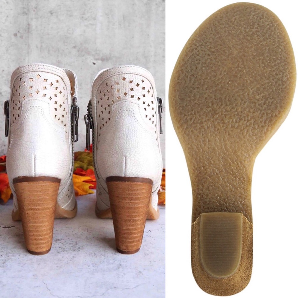 Vegan 🧡Zip Up Cream Bootie🧡Not Rated Too Cute! - Picture 2 of 2